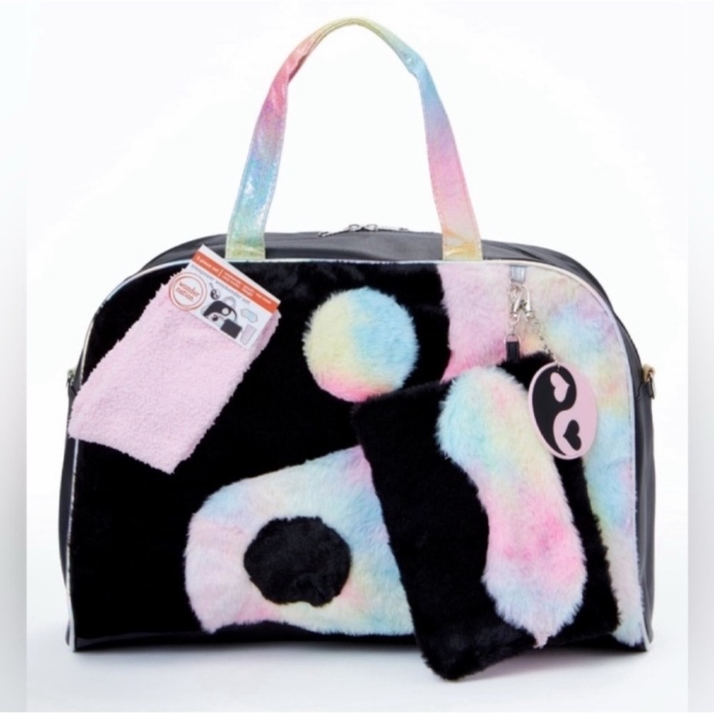 NWT Duffle Handbag Set Black & Pink